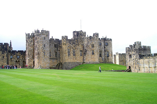 Alnwick Castle :: The second largest inherited castle in England. Photo by Verity Cridland - Flickr.com